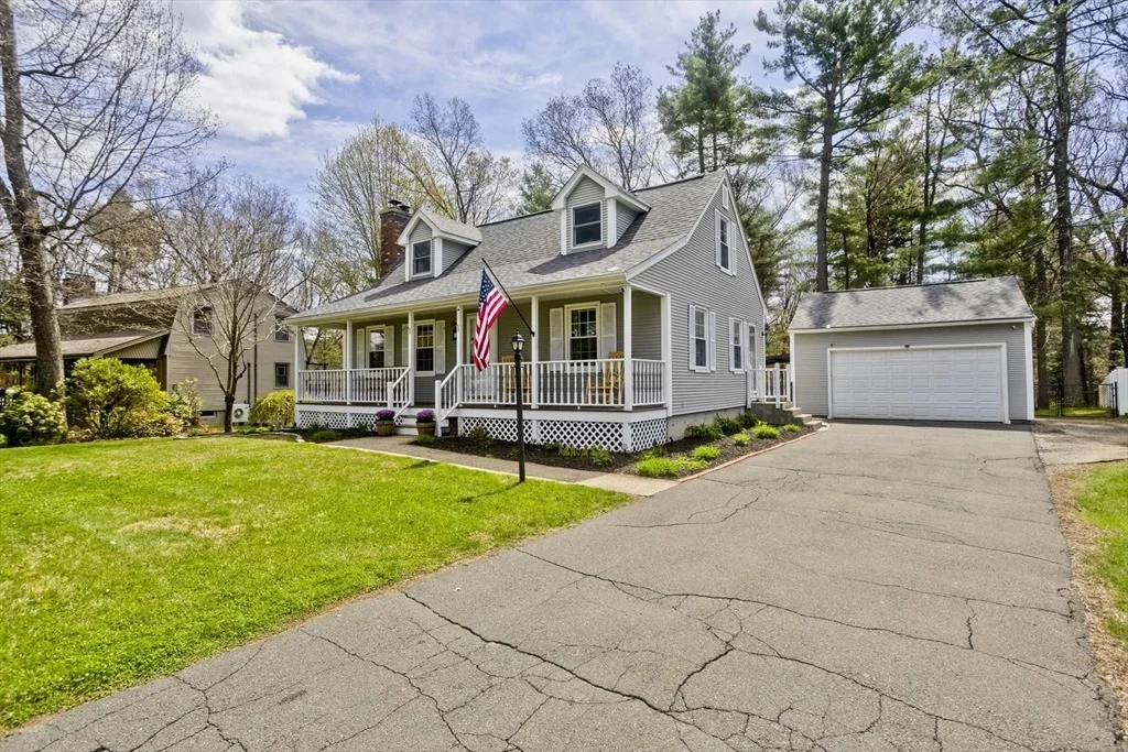 Photo of 16 Cranberry Dr