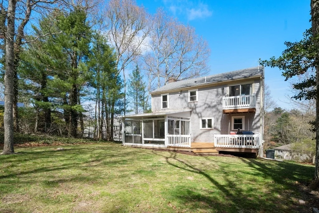 Photo of 25 Moon Compass Ln