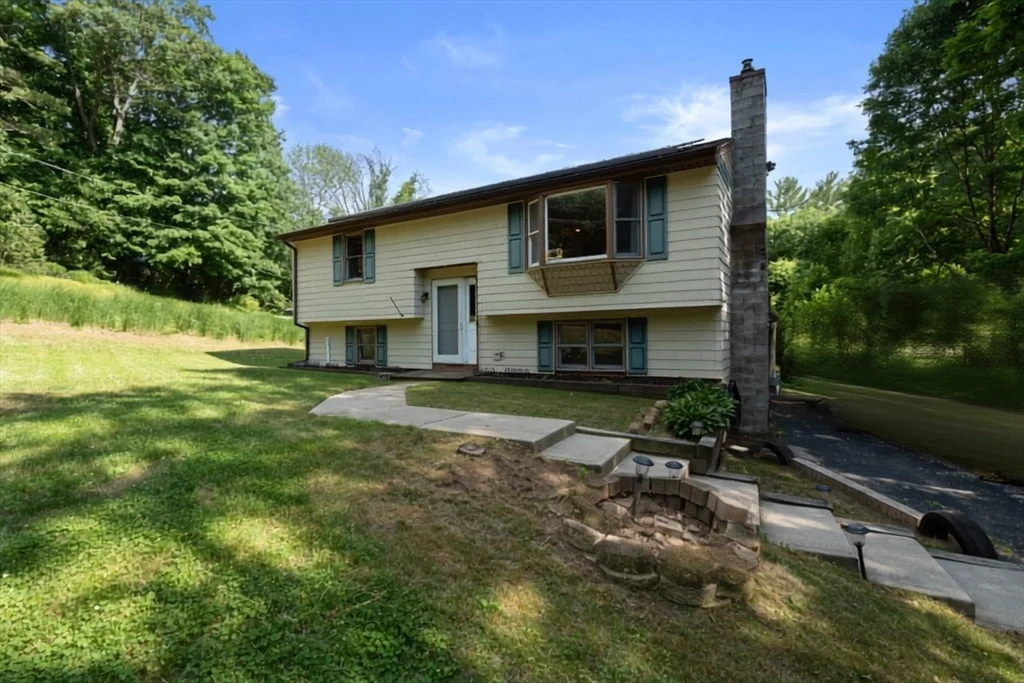 Photo of 198 Lower Gore Rd