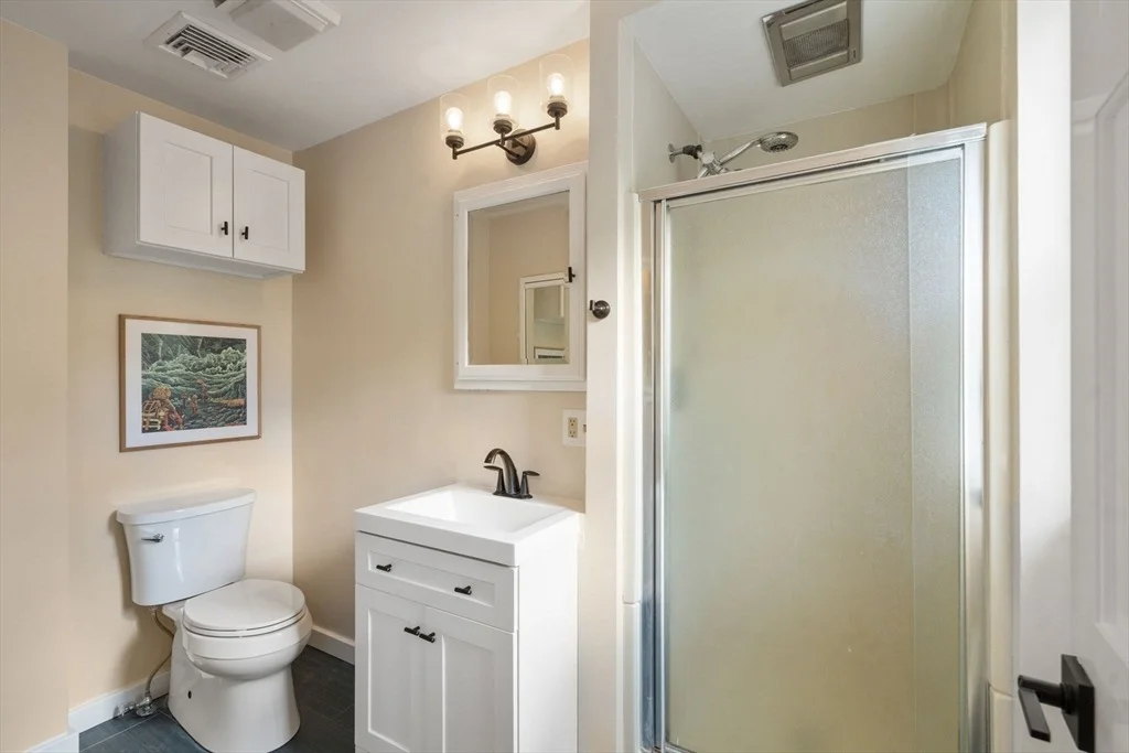 Photo of 10 Steven Ln