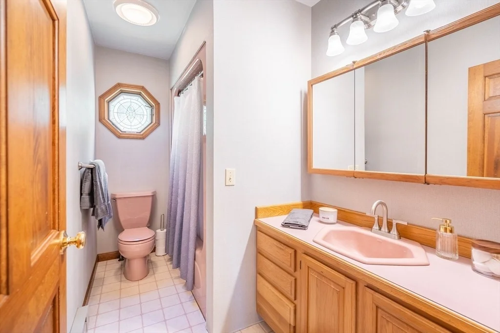 Photo of 92 Wallace Ave
