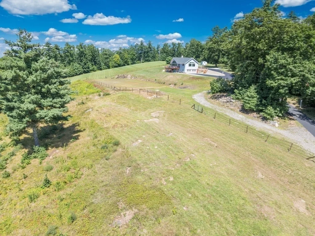 Photo of 16 Cider Mill Rd