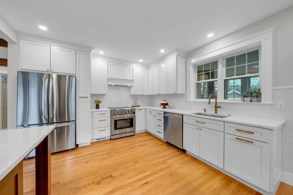 Photo of 41 Commonwealth Ave