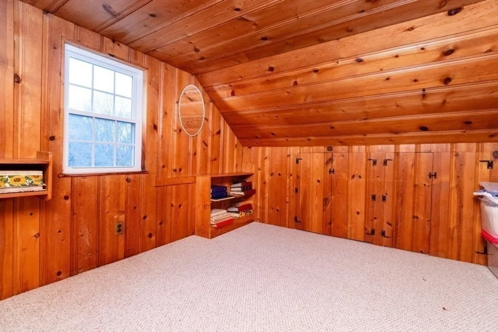 Photo of 484 Brook Rd