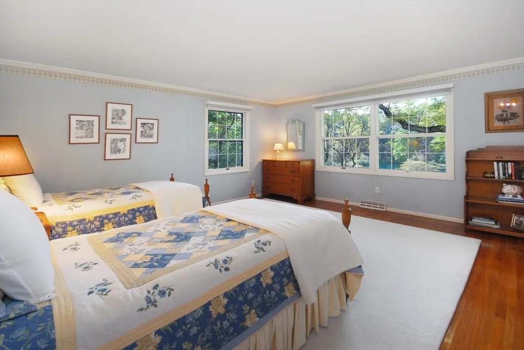 Photo of 308 Musterfield Road