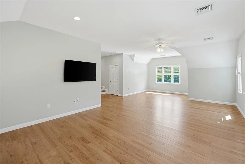 Photo of 45 Johnson Dr