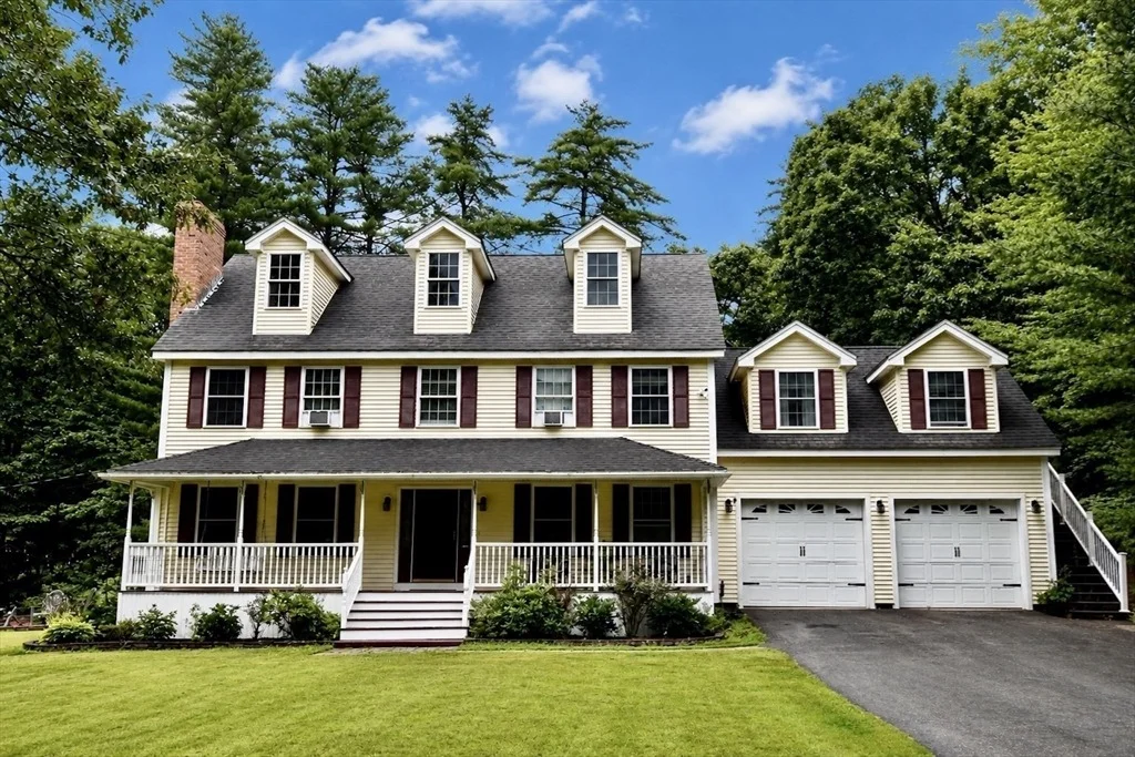 Photo of 5 White Birch Dr