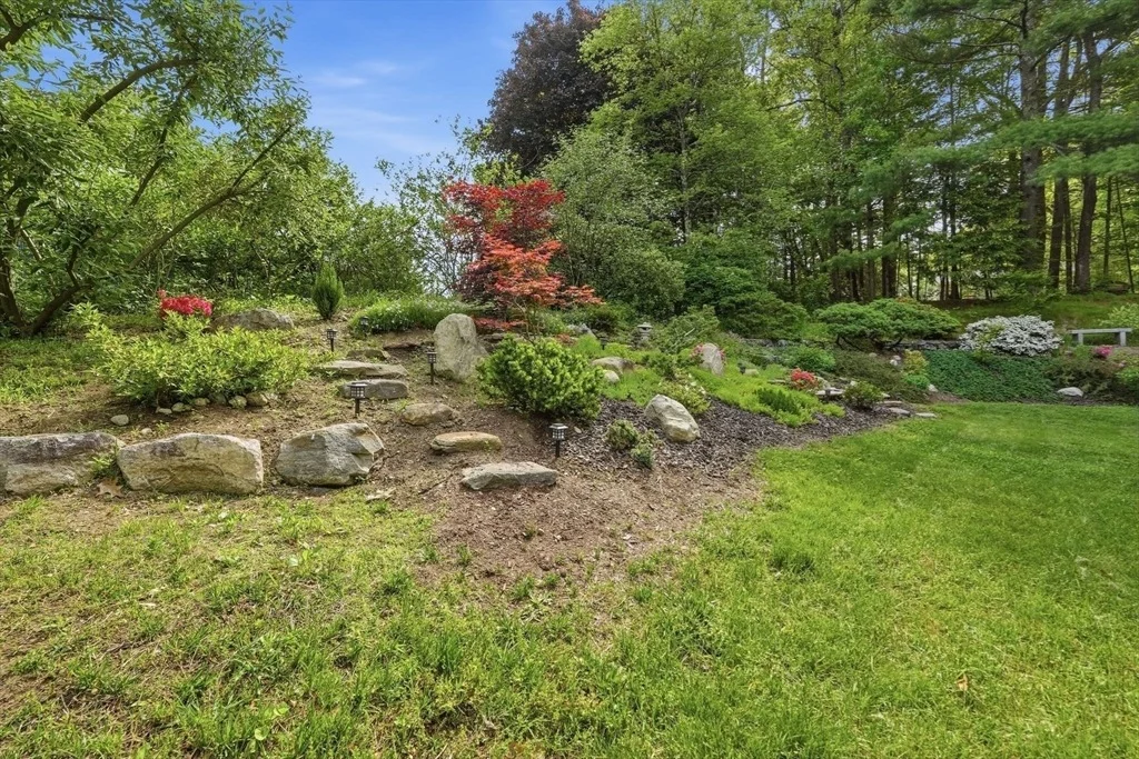 Photo of 87 Logtown Rd