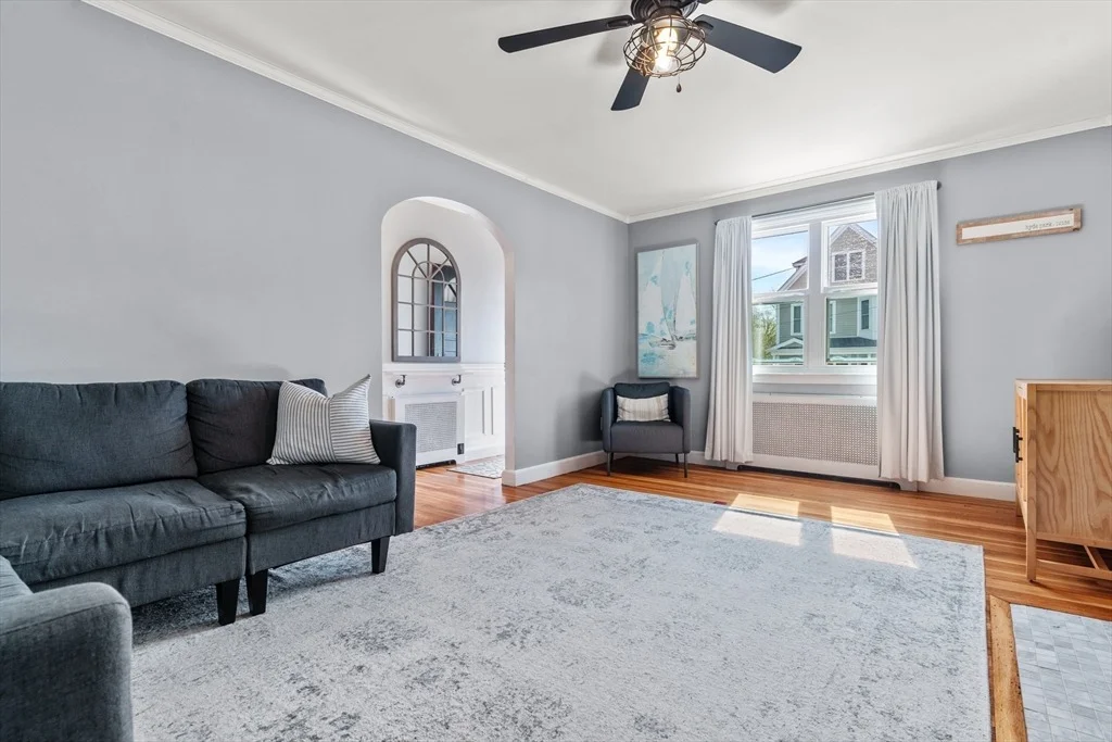 Photo of 28 Riverside Sq