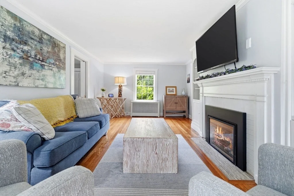 Photo of 221 Central St