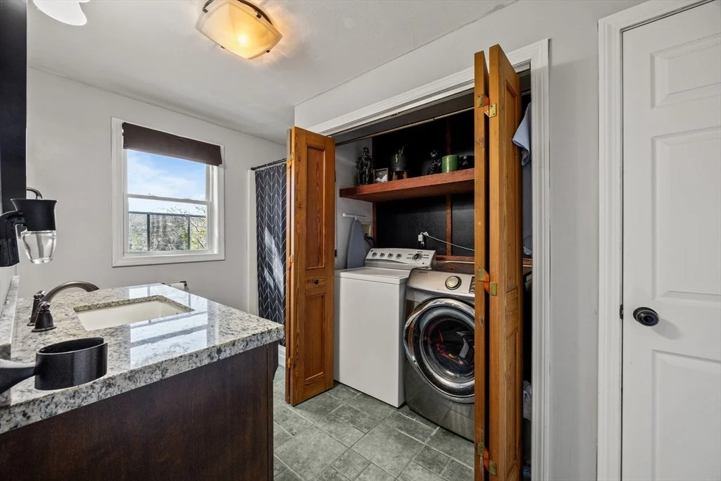 Photo of 7 Santuit Pond Rd