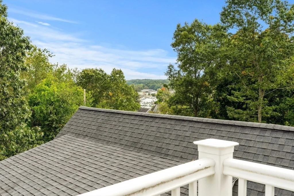 Photo of 2 Riverview Hill