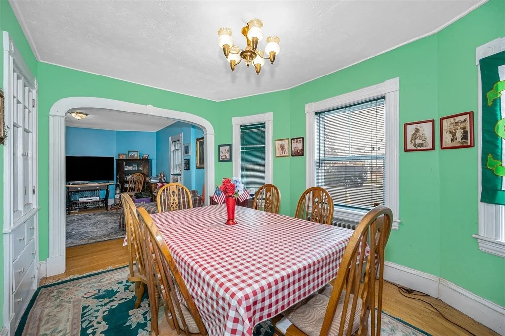 Photo of 2 Light Ave
