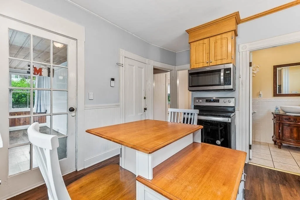 Photo of 85 Emmett Avenue