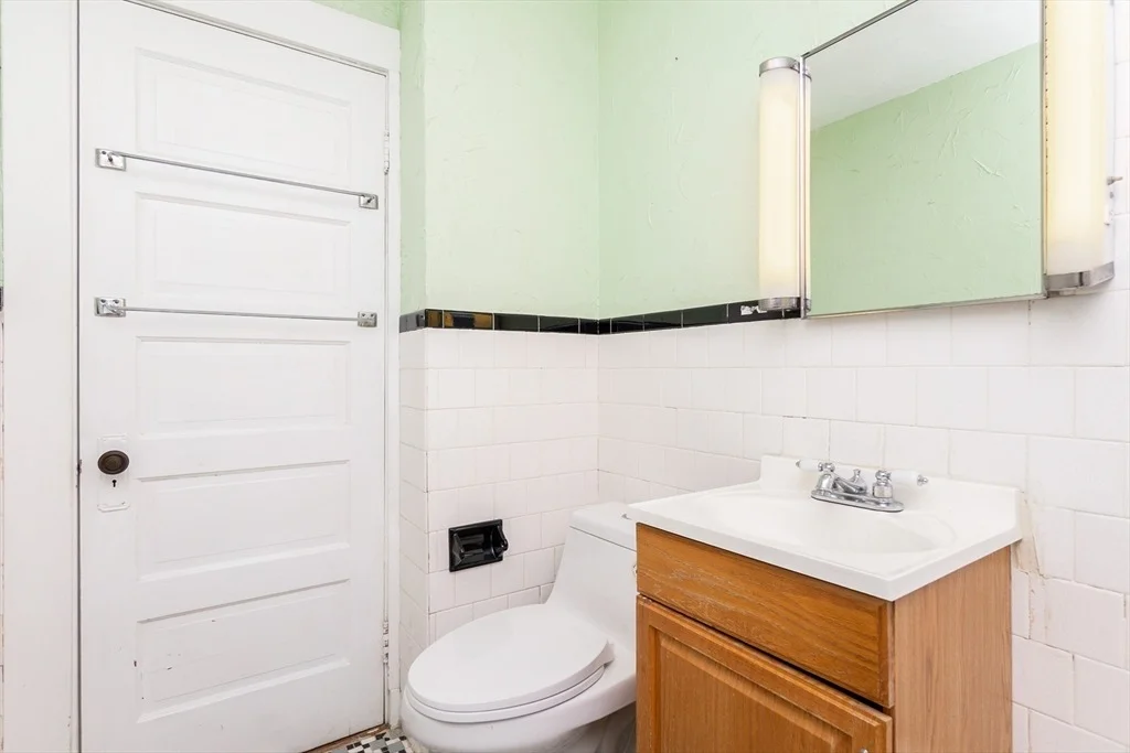 Photo of 22 Conant Rd