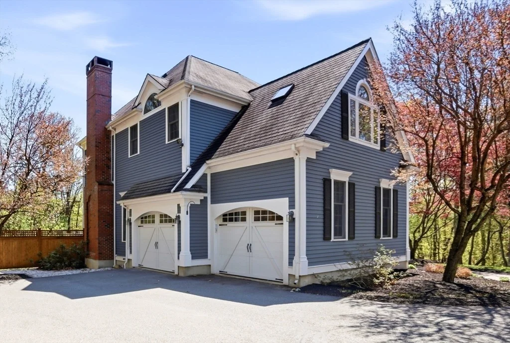 Photo of 1 Colonial Drive