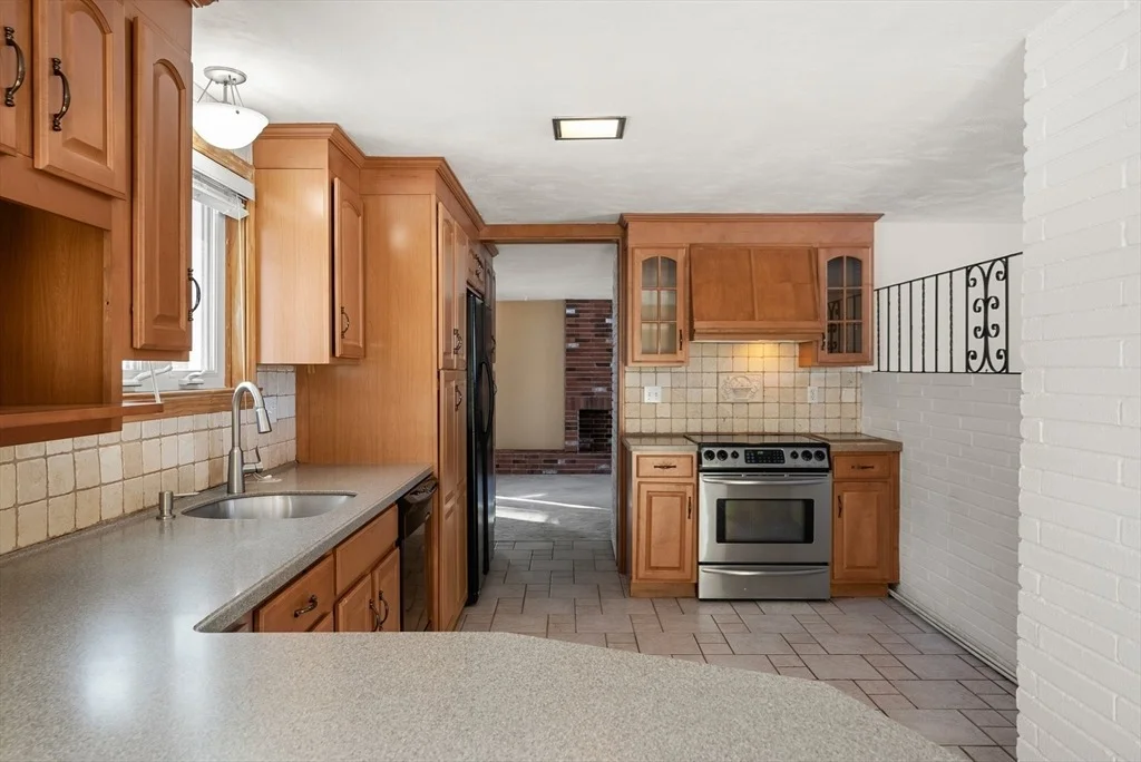 Photo of 15 Alida Rd