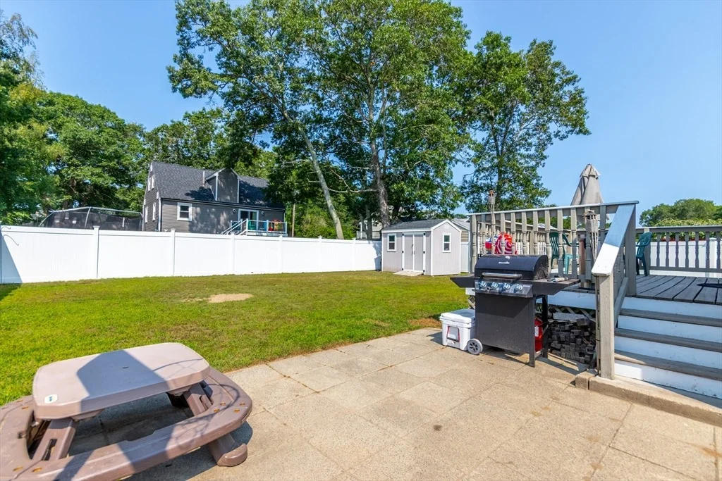 Photo of 4 Standish Ave