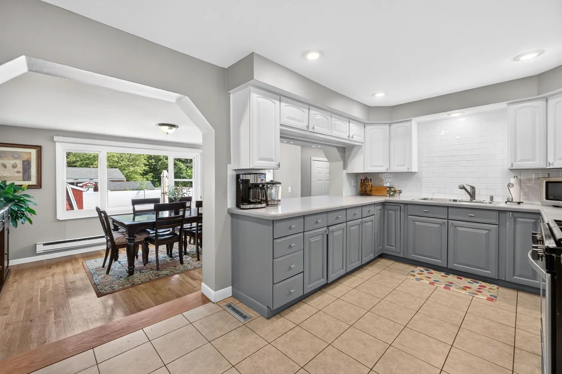 Photo of 215 Mendon Road