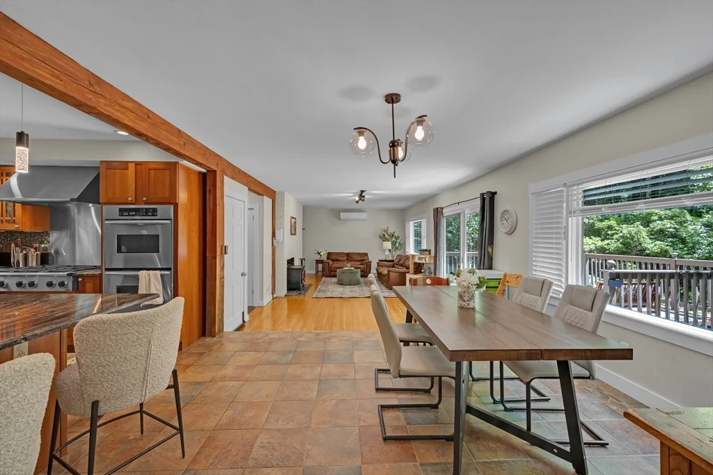 Photo of 103 Newtown Road