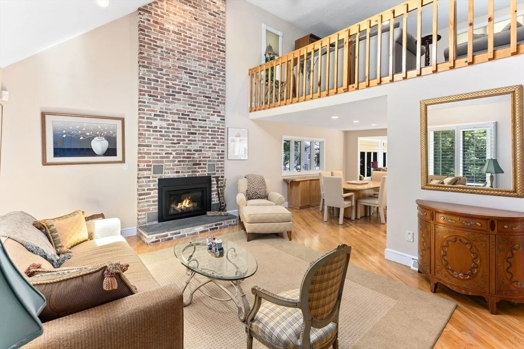 Photo of 15 Pond View Cir