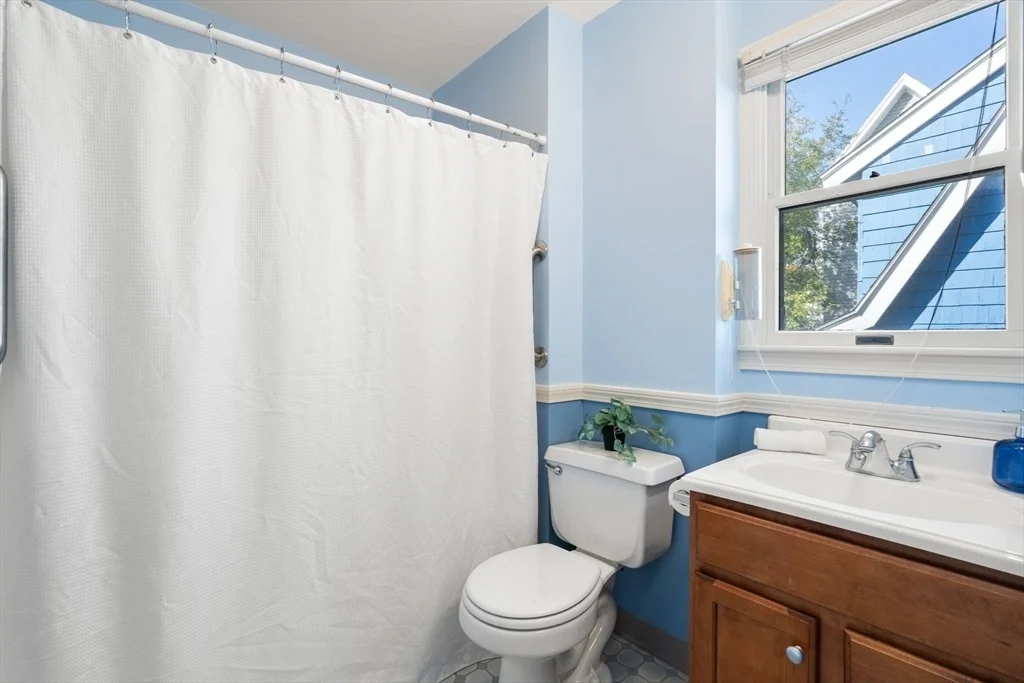 Photo of 305 Park Ave