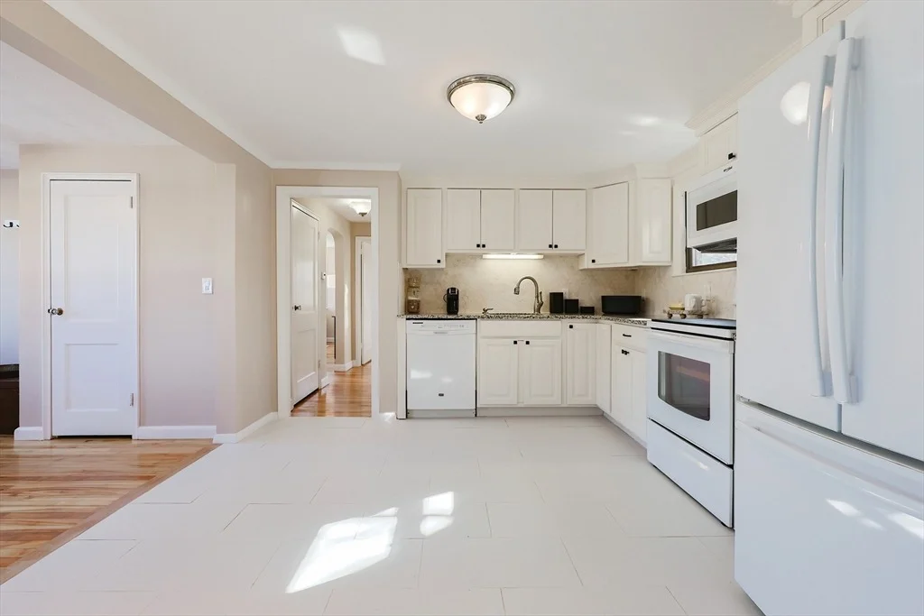 Photo of 23 Beebe Ln