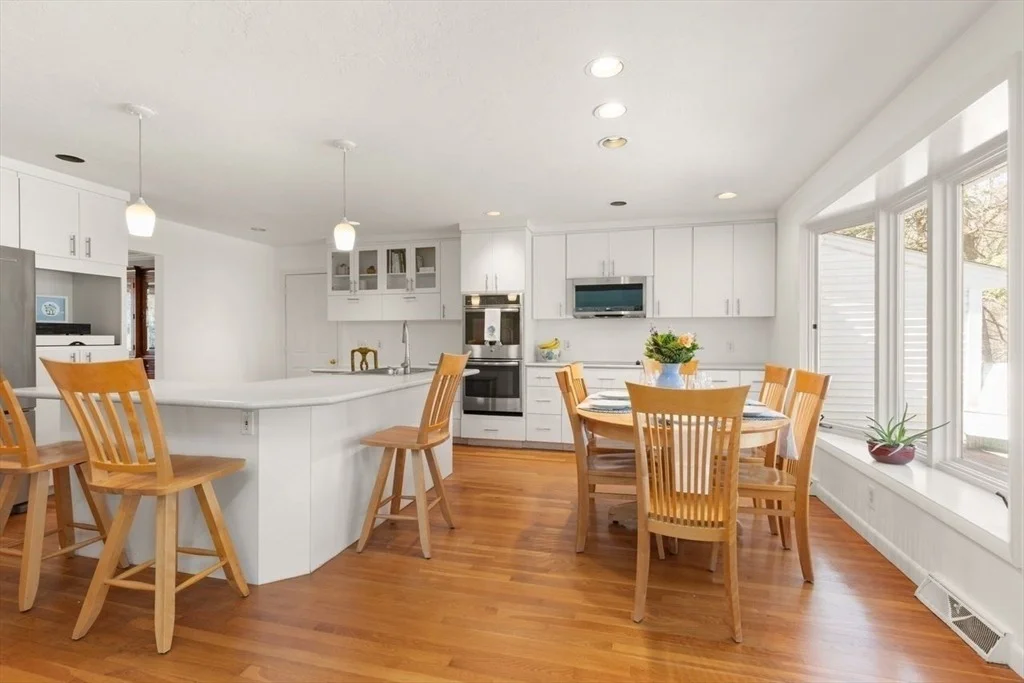 Photo of 17 Niantic Rd