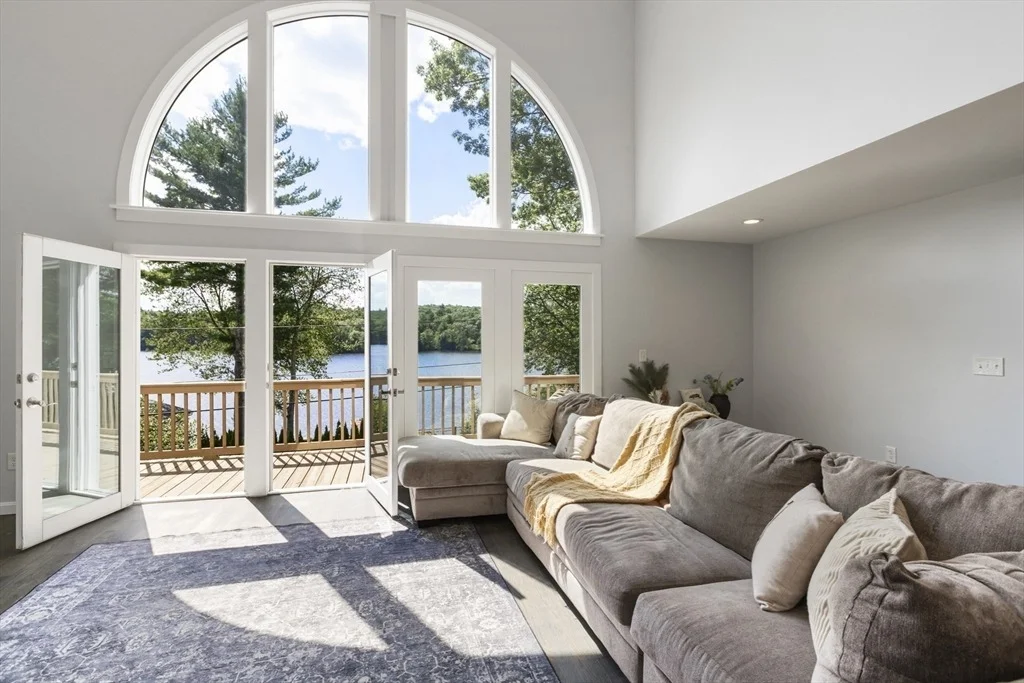 Photo of 19 Laurel Glades