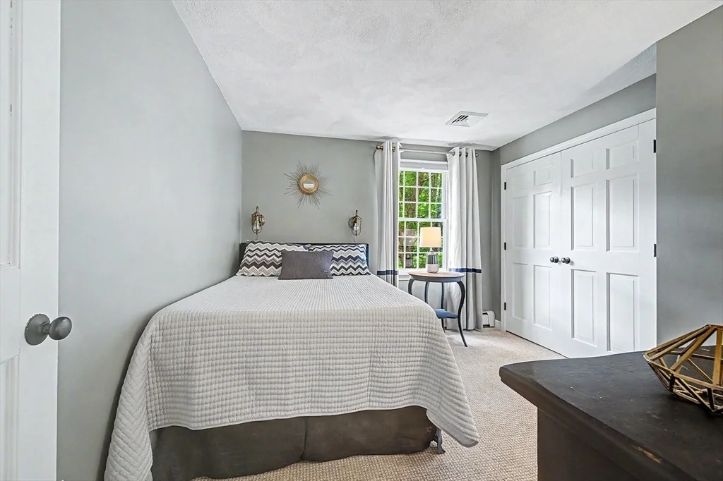 Photo of 9 Brookside Lane