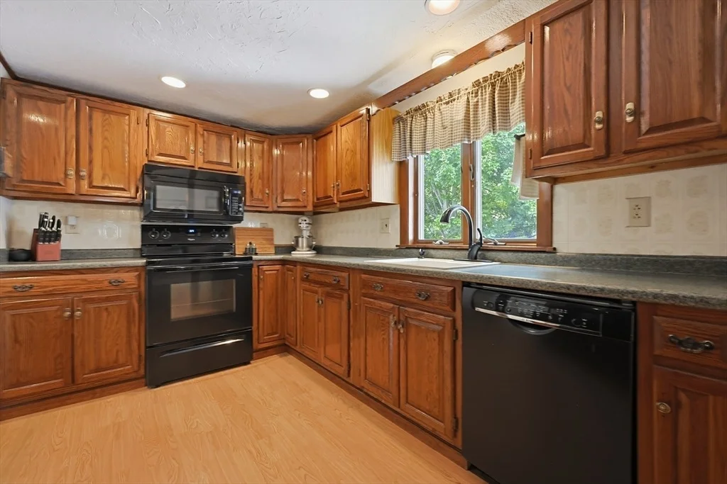 Photo of 4 Loring St