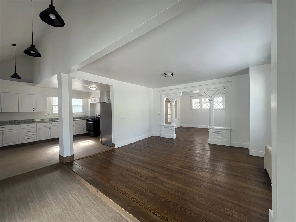 Photo of 89 Bristol St