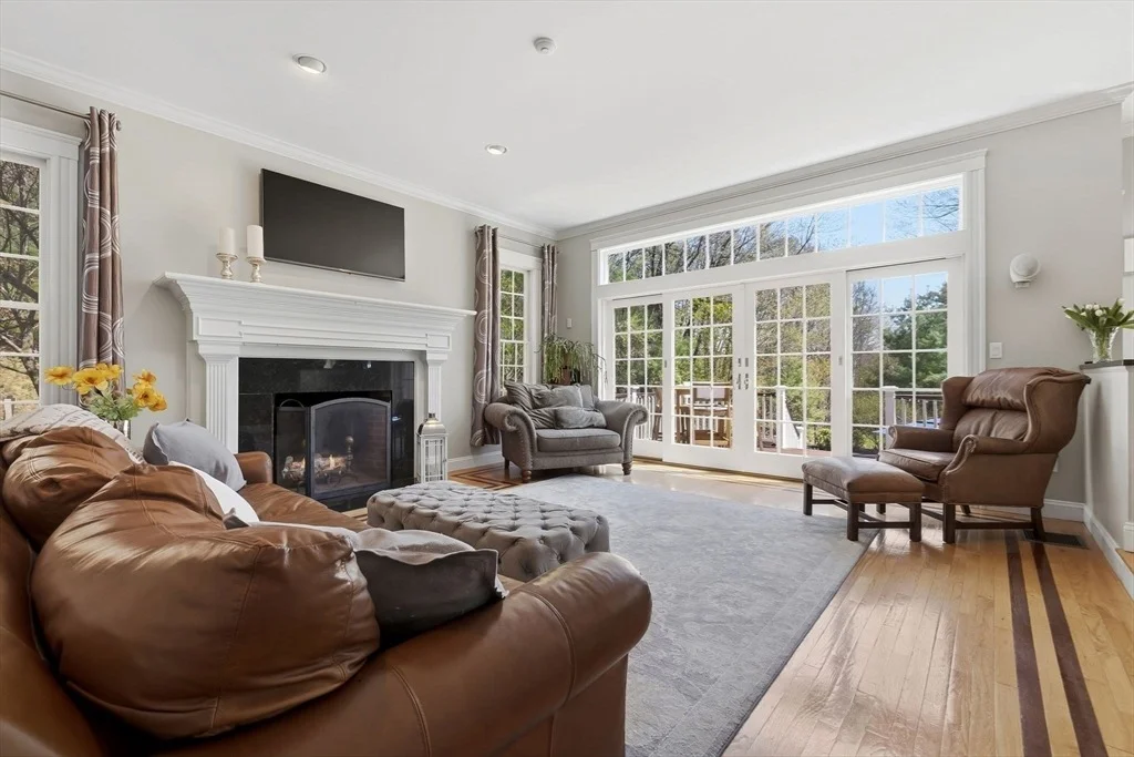 Photo of 1 Colonial Drive