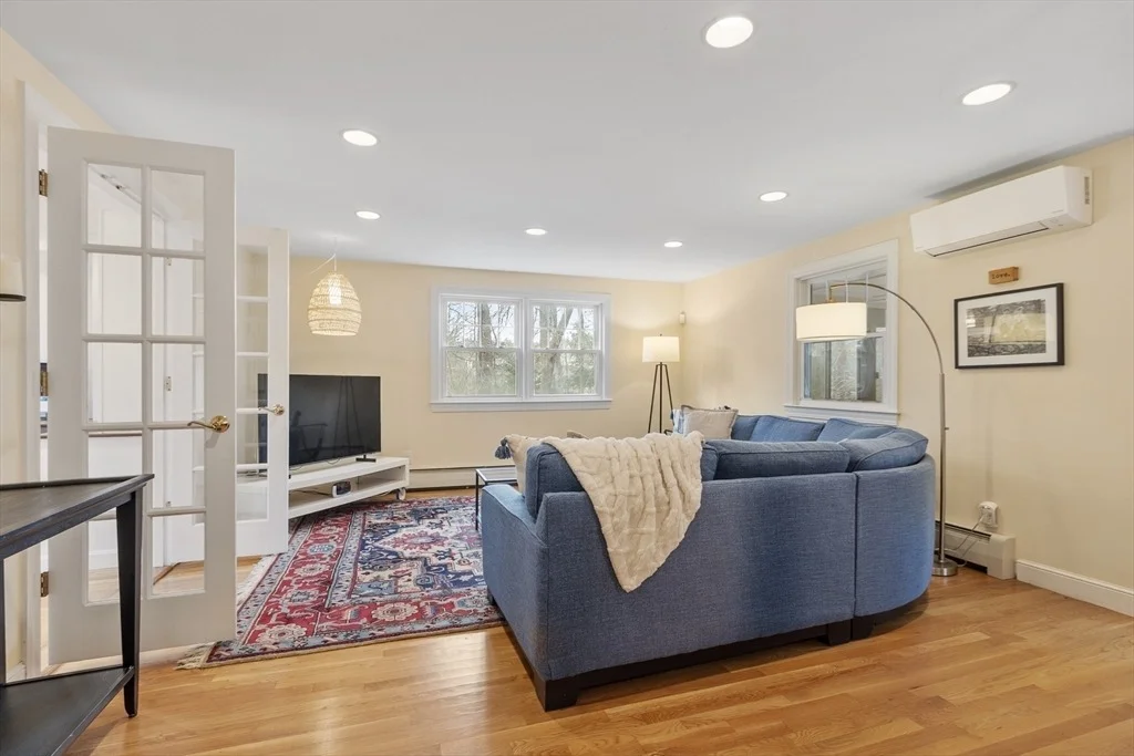 Photo of 66 Alcott St