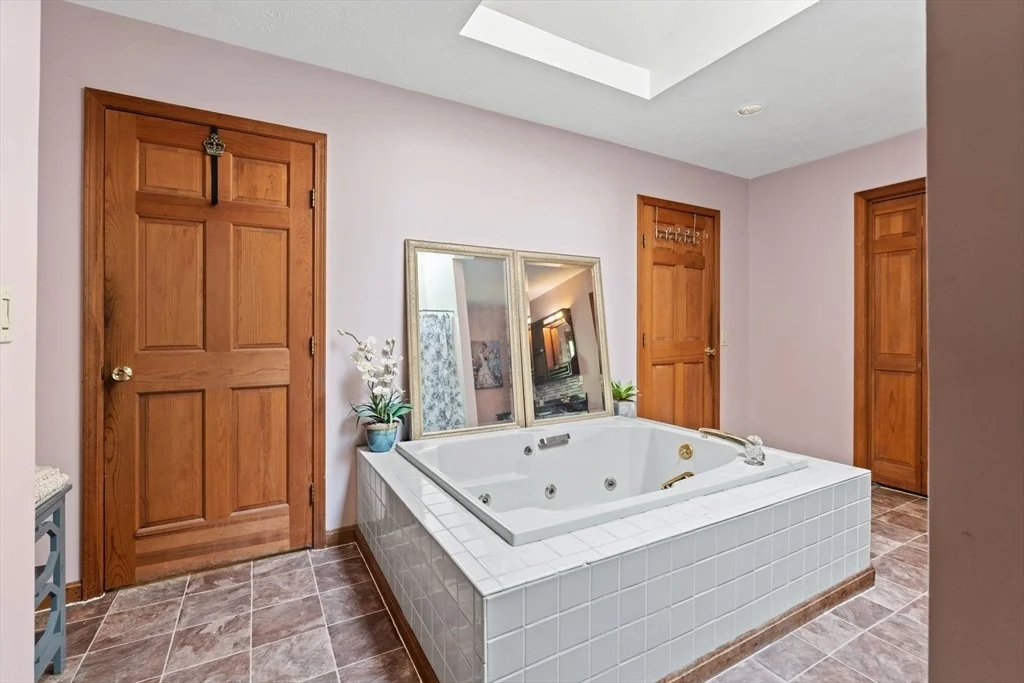 Photo of 103 Renshaw Rd