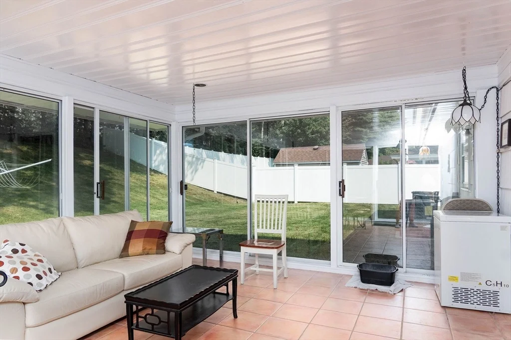 Photo of 49 Barry Rd