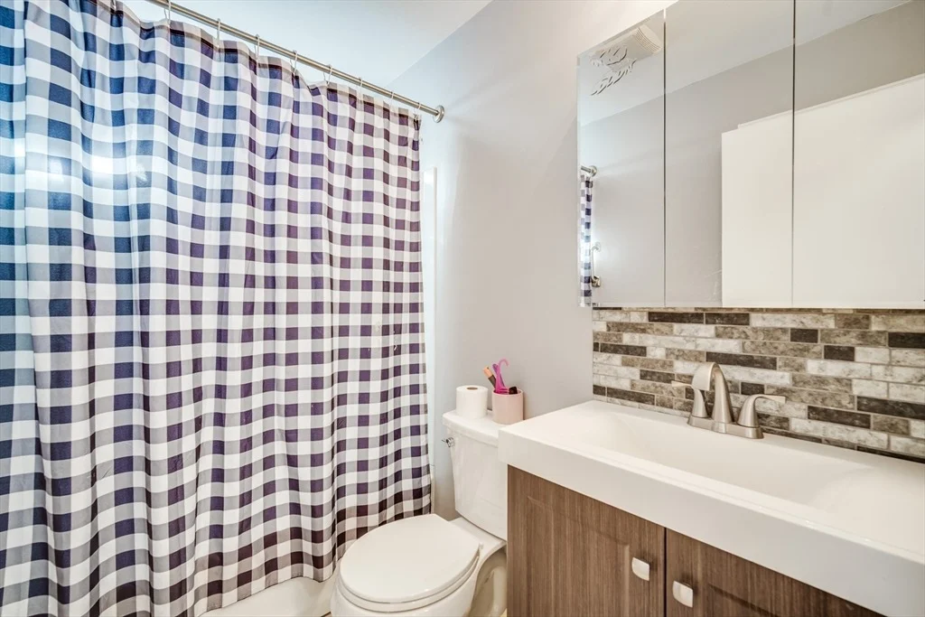 Photo of 212 Dana Road