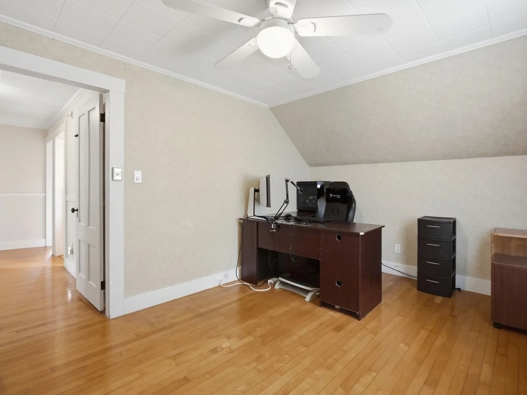 Photo of 98 Walnut St