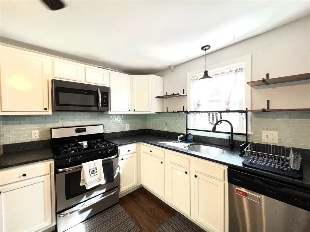 Photo of 16 Ridge Ave