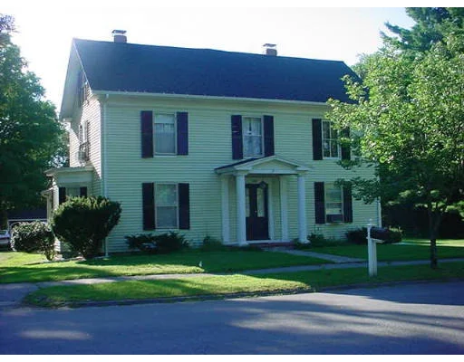 Photo of 892 Main Street