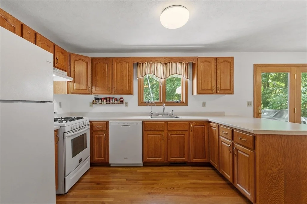 Photo of 47 Sequoia Dr