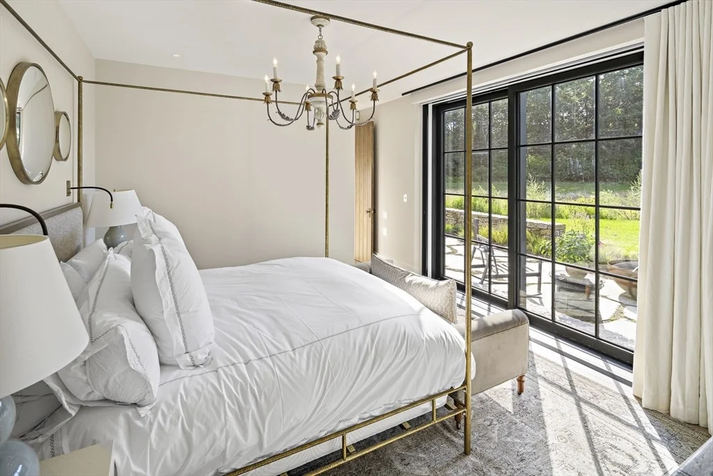 Photo of 8 Silver Hill