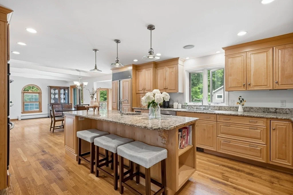Photo of 4 Juniper Ln