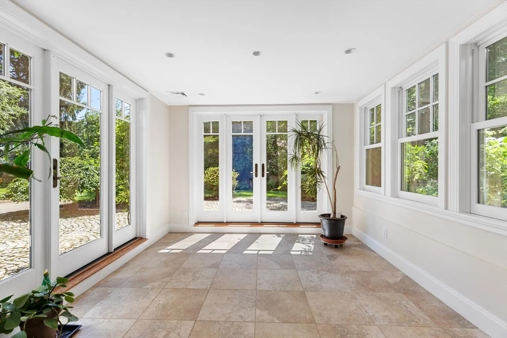 Photo of 167 Willard Rd