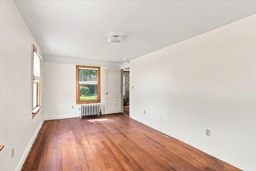 Photo of 2 Bartlett Ave