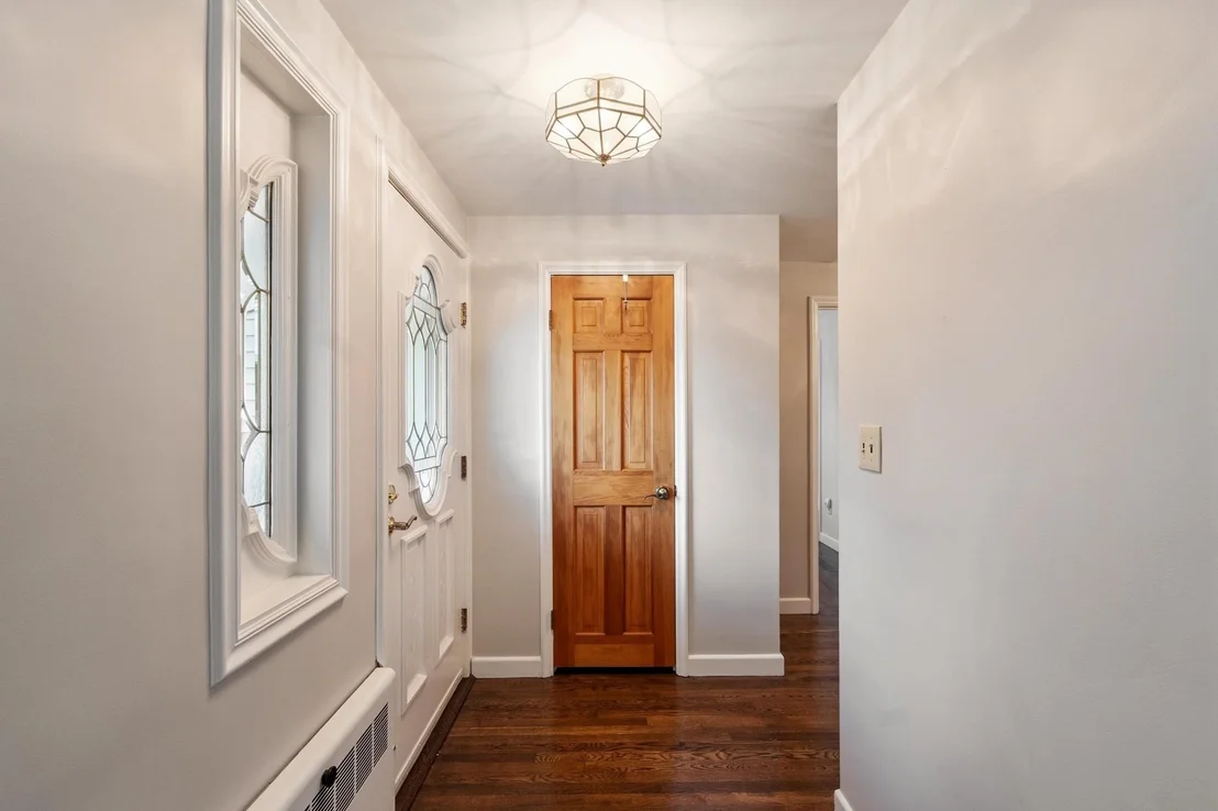 Photo of 1 Standish Road