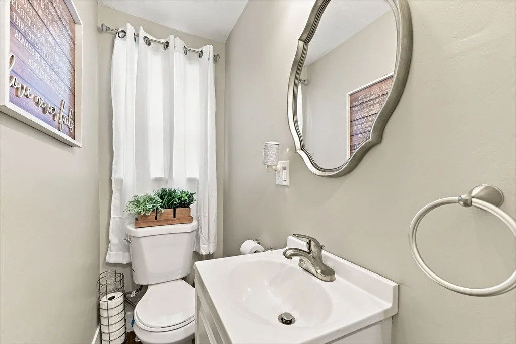 Photo of 108 Fenway Dr