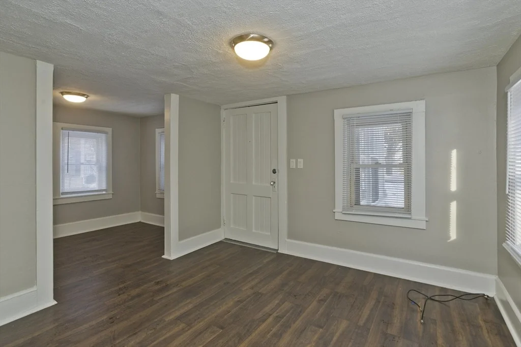 Photo of 98 Ellsworth Ave