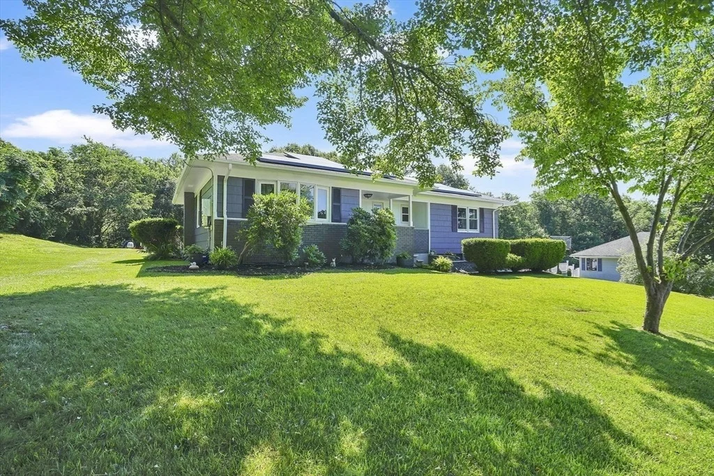 Photo of 11 Juniper Hill Rd