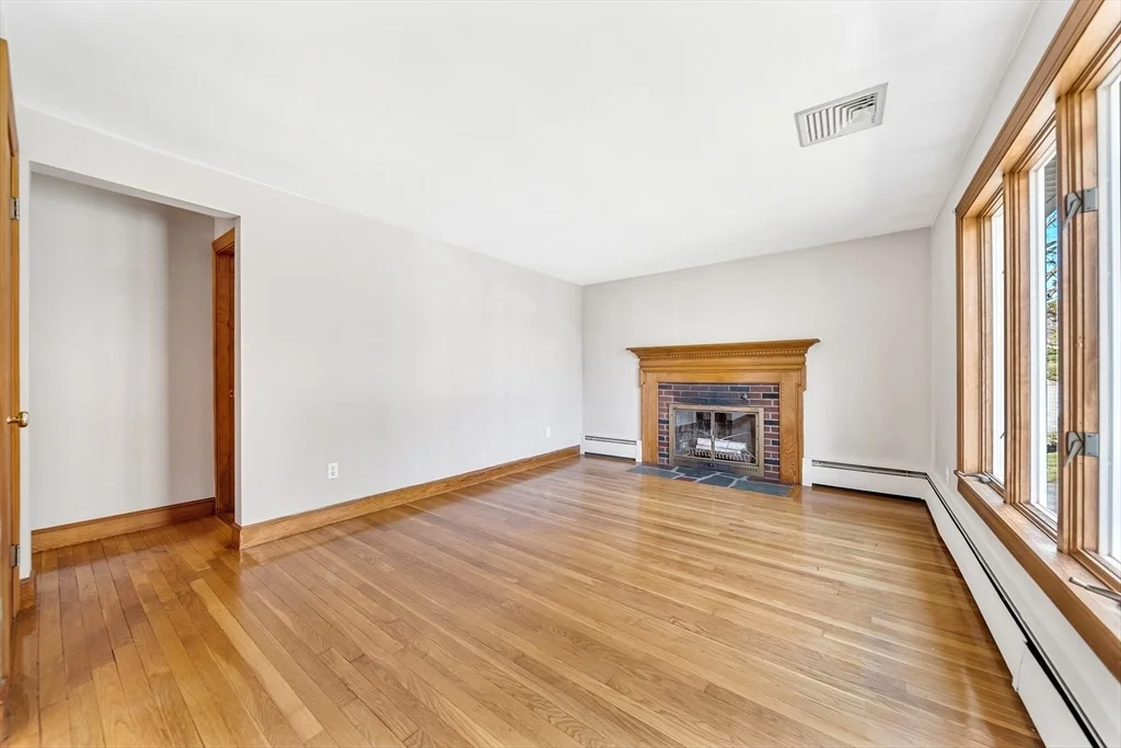 Photo of 17 Walters Ave
